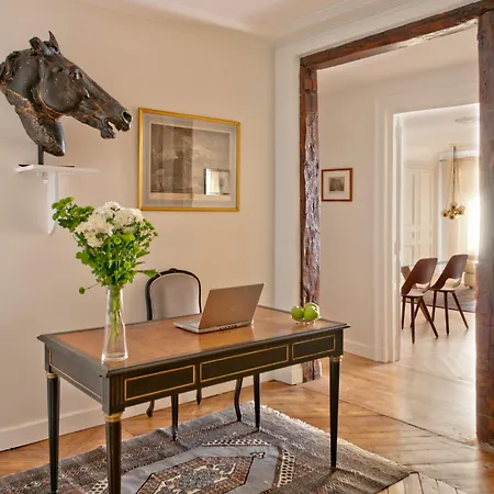 My For Luxury Adults Only Bed & Breakfast Paris